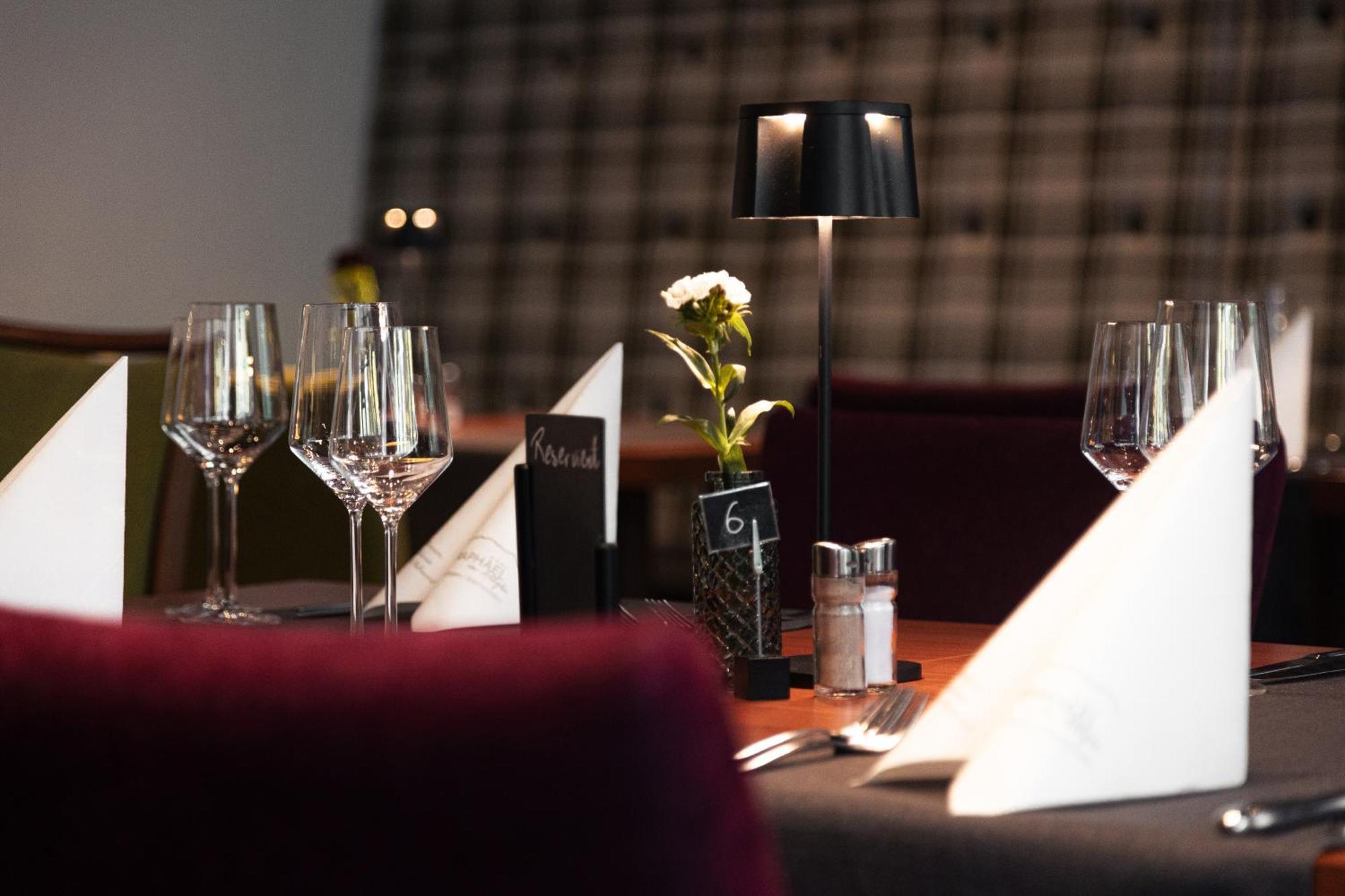 Hotel Raphael Im Allgaeu เคมป์เทน ภายนอก รูปภาพ