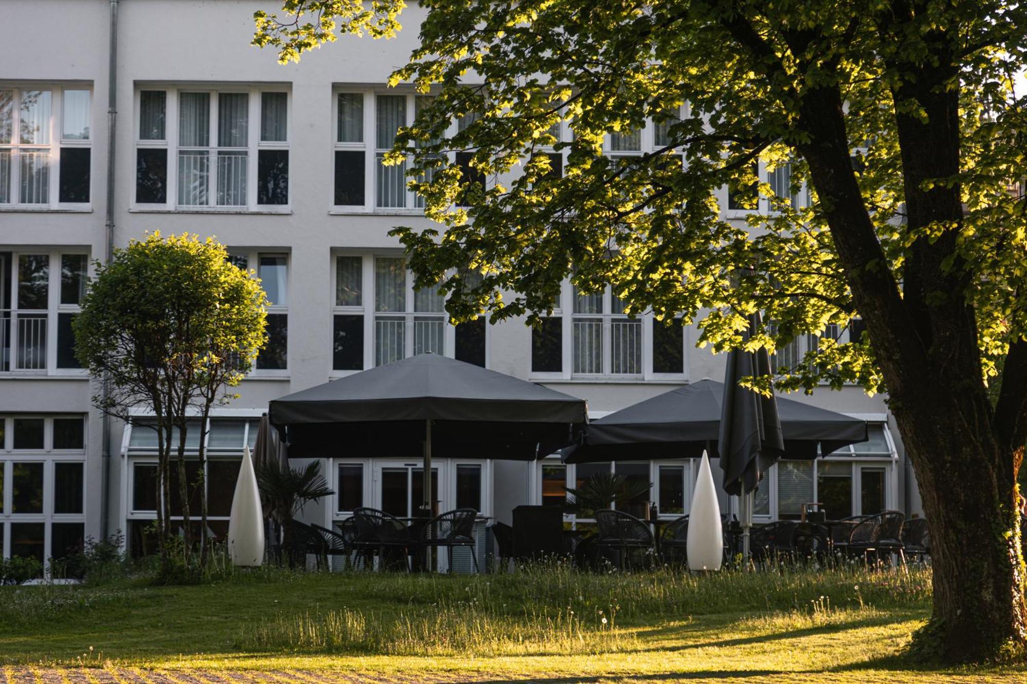 Hotel Raphael Im Allgaeu เคมป์เทน ภายนอก รูปภาพ