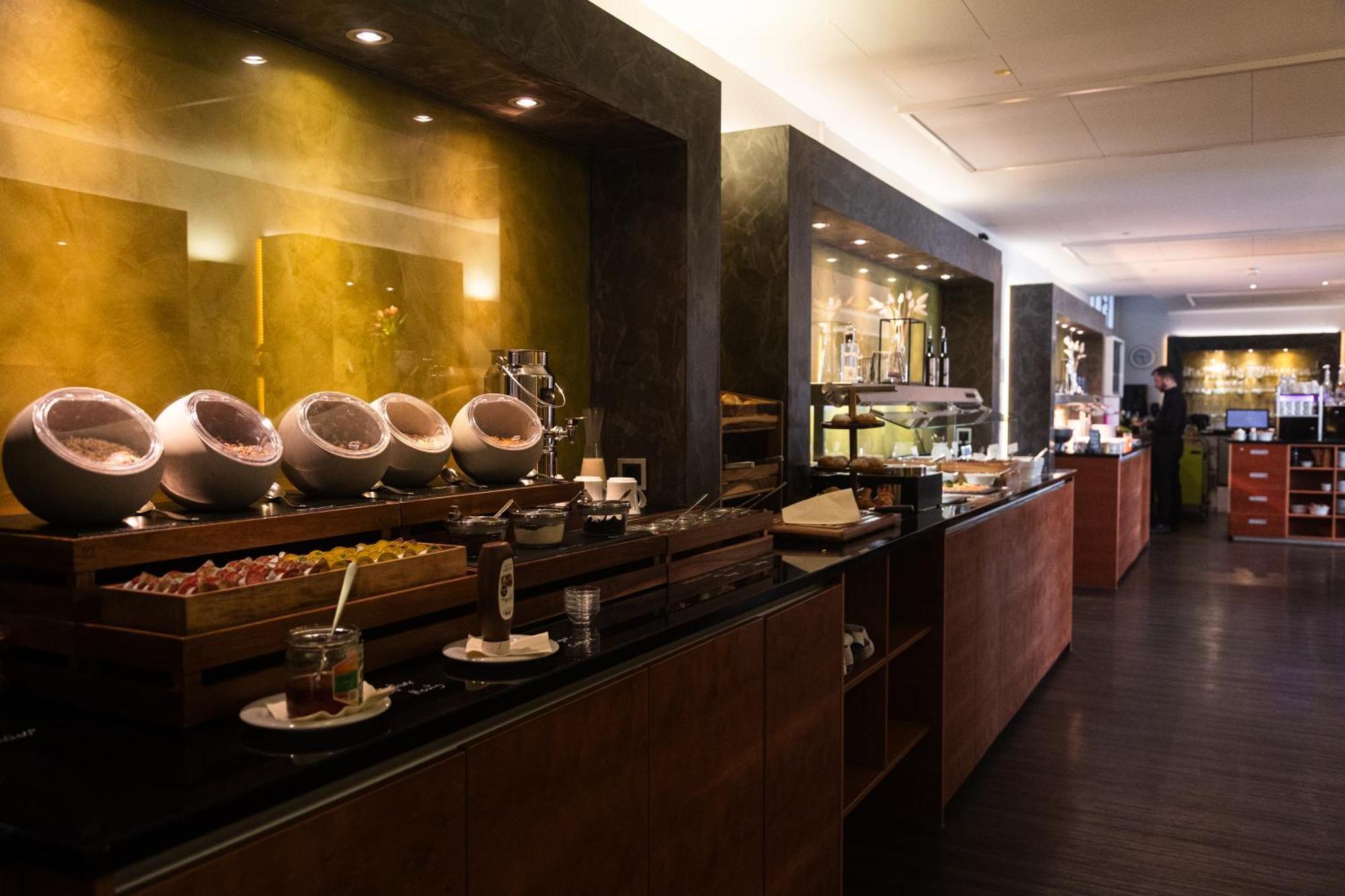 Hotel Raphael Im Allgaeu เคมป์เทน ภายนอก รูปภาพ